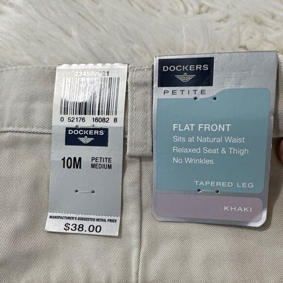 Dockers Women's Tan Trousers .Size 10 NWT - Picture 8 of 9